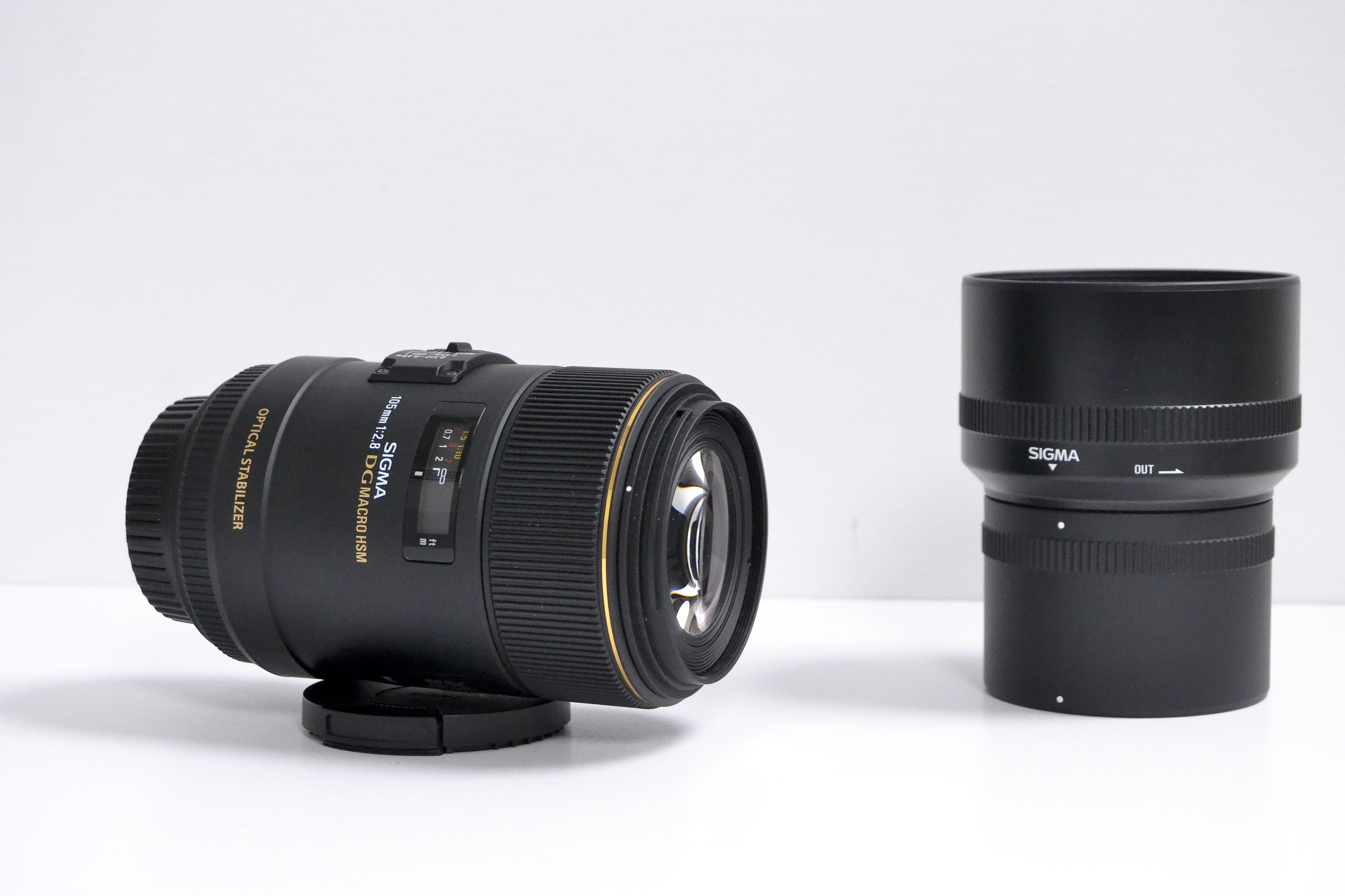 J11/5992★SIGMA 105mm F2.8 DG MACRO キャノン Amazon.co.jp: シグマ(Sigma) レンズ 105mm F2.8 EX DG OS HSM